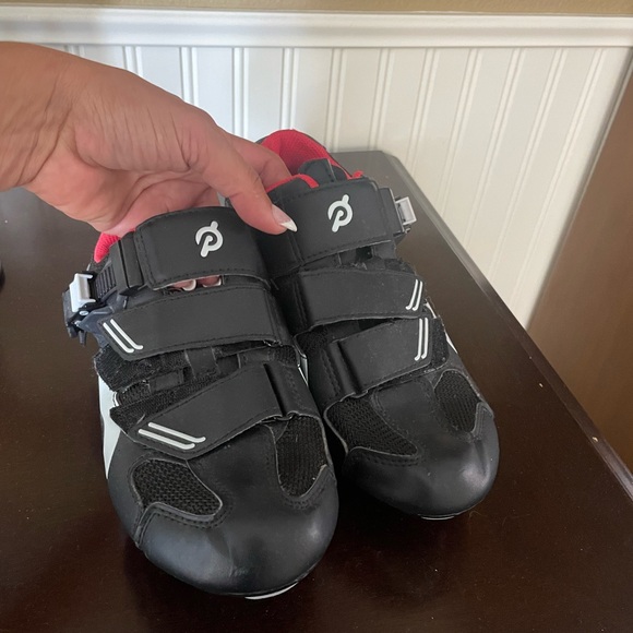 Peleton size 7 shoes - like new (38) - Picture 2 of 6